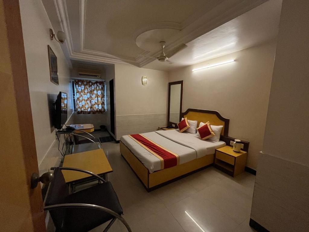 העיר בנגלור Ganga Sagar Hotel מראה חיצוני תמונה